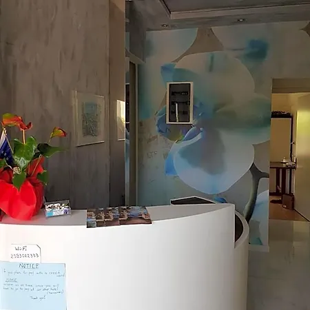 Hotel George