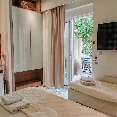 Hotel George 2*